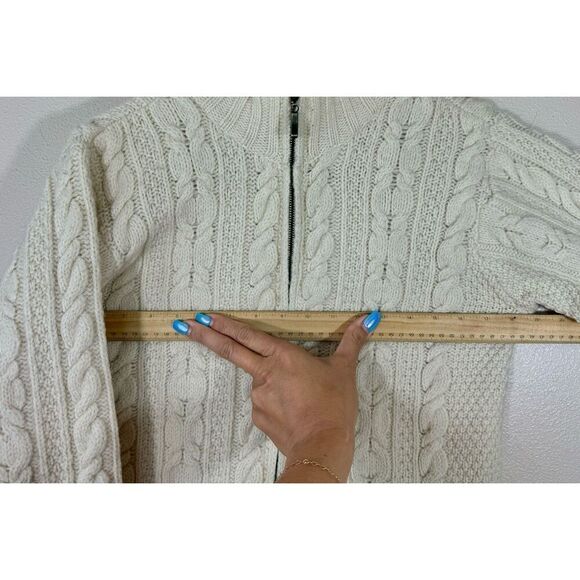 Inis Crafts 100% Merino Wool Full Zip Cardigan Sweater in Oatmeal Women’s Medium - Picture 7 of 8